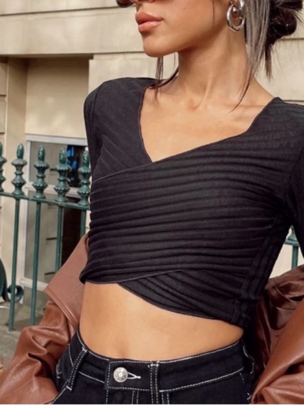 Princess Polly Black Ribbed Asymmetric Crop Top - Women's Size 6